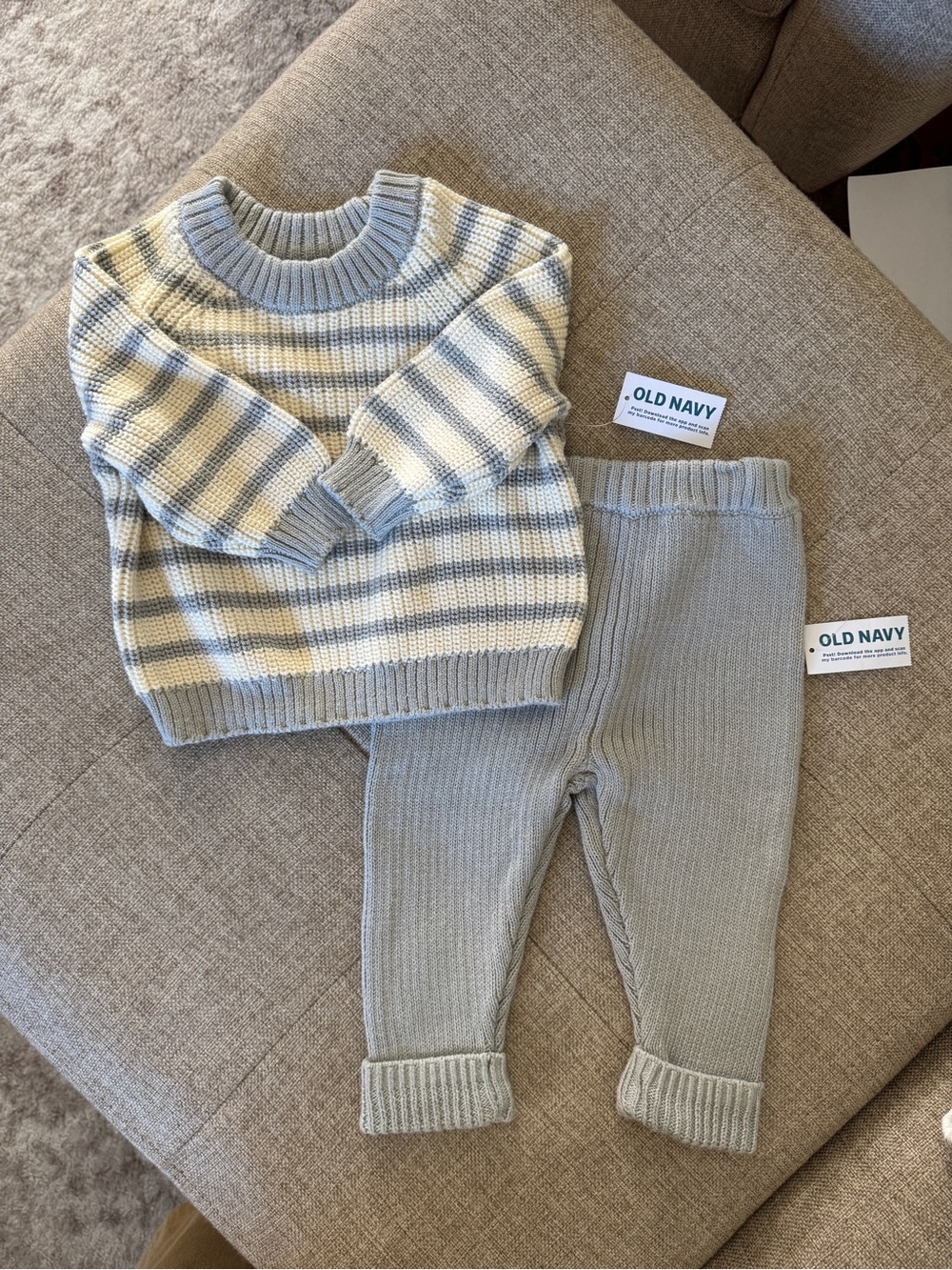Old Navy | NWT 3-6M Stiped Knit Set